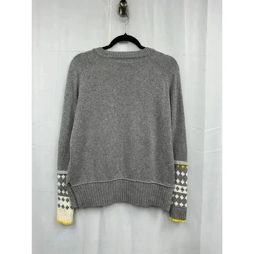 Gray Crew Neck Sweater With Patterned Sleeves - image 4